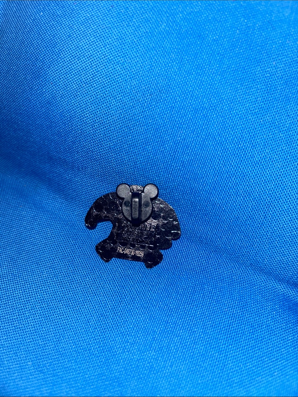 Disney Marvel Venom Pin Includes Pin Holder Colored Black Red White Silver NWOTS - Picture 2 of 3